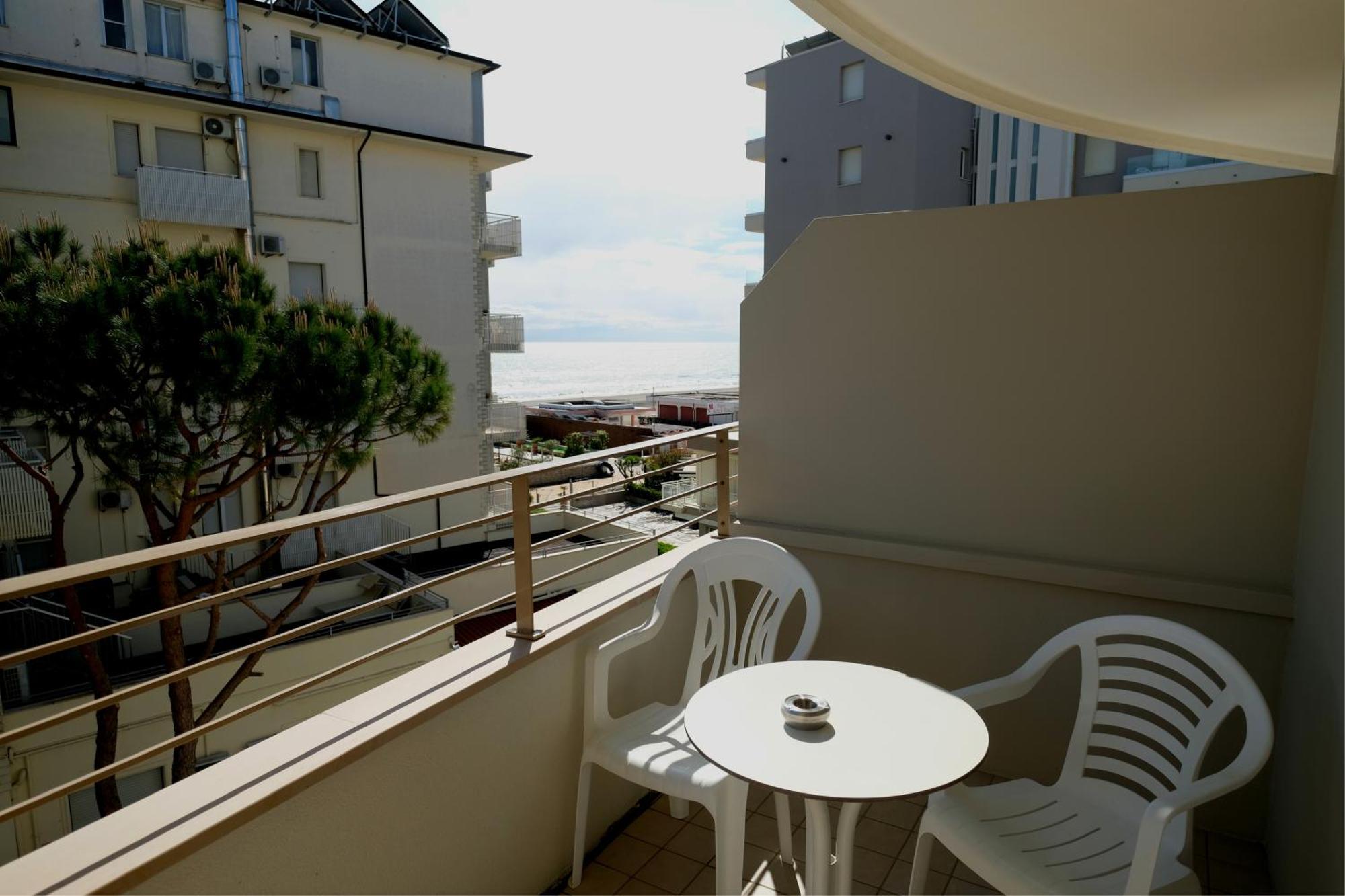 Hotel Solemare Milano Marittima Esterno foto