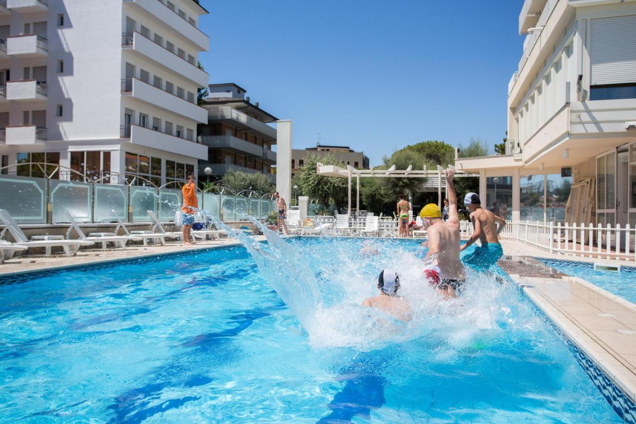 Hotel Solemare Milano Marittima Esterno foto